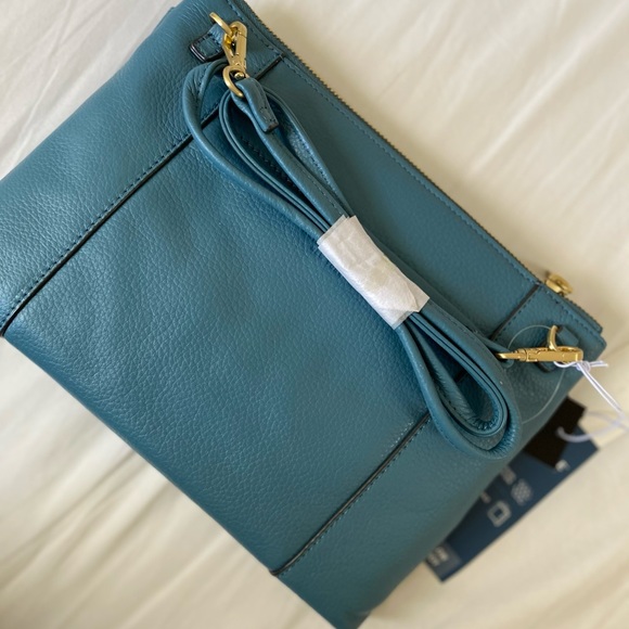 New Kenneth Cole New York Ludlow Crossbody Leather - Picture 8 of 15